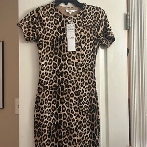 NWT! Good American size 1, leopard print dress